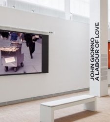 John Giorno in mostra alla Triennale: tra arte, poesia e amicizia John Giorno in mostra alla Triennale: tra arte, poesia e amicizia