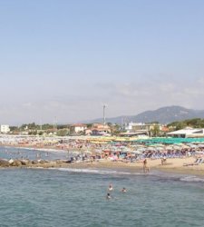 Verano de 2025, playas vacías: el turismo de playa se ralentiza por los altos precios y los nuevos hábitos Verano de 2025, playas vacías: el turismo de playa se ralentiza por los altos precios y los nuevos hábitos