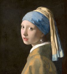 The girl with the pearl earring will never travel again