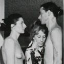 “Imponderabilia” di Marina Abramovic e Ulay: la performance che con la nudità sondò il comportamento umano