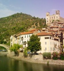 Dolceacqua: the quiet, picture-postcard beauty of an ancient village in western Liguria