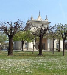 The church with two facades: the shrine of Our Lady of the Fields in Stezzano
