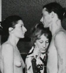 Marina Abramovic and Ulay's Imponderabilia: the performance that probed human behavior with nudity