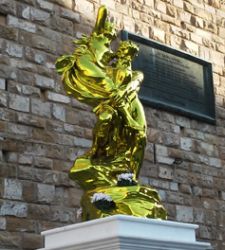 Jeff Koons' statue is ideal for celebrating Florence
