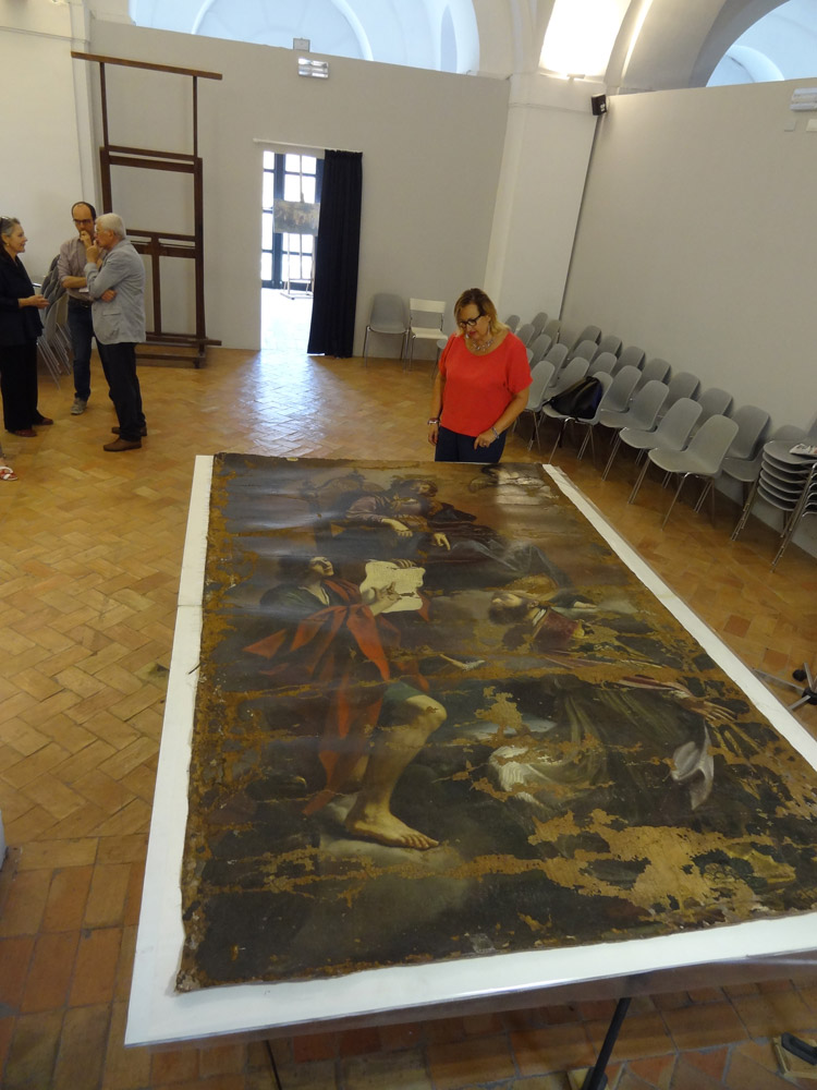 I danneggiamenti sul dipinto del Guercino. Foto su gentile concessione di Maria Grazia Gattari I danneggiamenti sul dipinto del Guercino. Foto su gentile concessione di Maria Grazia Gattari