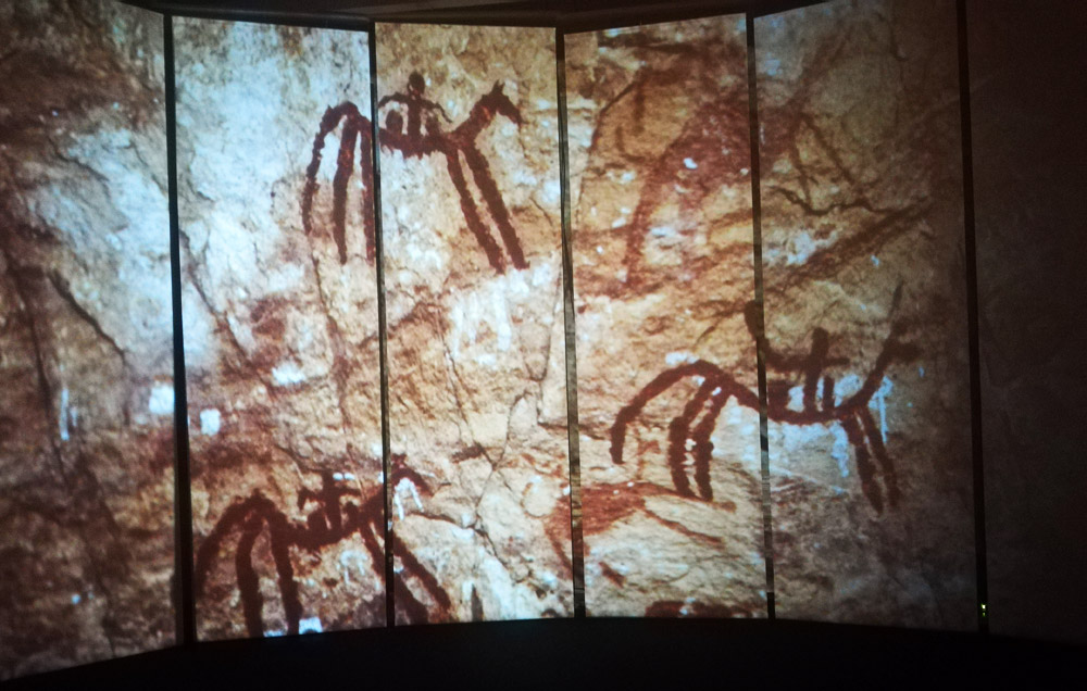 Mostra "La fragilità del segno". Immagini e video proiettati nella terza sezione Mostra "La fragilità del segno". Immagini e video proiettati nella terza sezione
