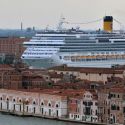 Venezia: al via il referendum autogestito sulle grandi navi