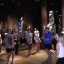 “Abbattete le mani”: sulla grottesca sessione di zumba al Museo Egizio di Torino 