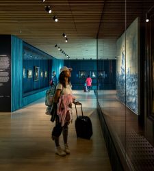 Il Rijksmuseum di Amsterdam presenta le sue opere in aeroporto