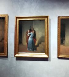 Francesco Hayez's The Kiss: how many and what are the versions?