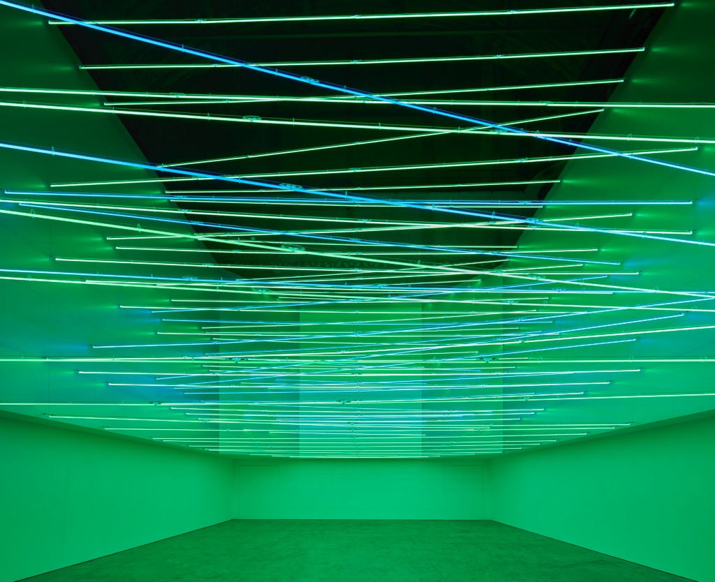 Lucio Fontana, Fonti di Energia Lucio Fontana, Fonti di Energia