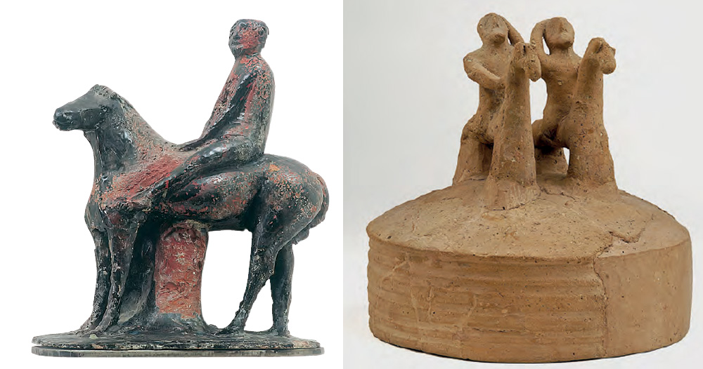 A sinistra: Marino Marini, Piccolo Cavaliere. A destra: Arte etrusca, Coperchio con presa plastica a forma di due cavalieri A sinistra: Marino Marini, Piccolo Cavaliere. A destra: Arte etrusca, Coperchio con presa plastica a forma di due cavalieri