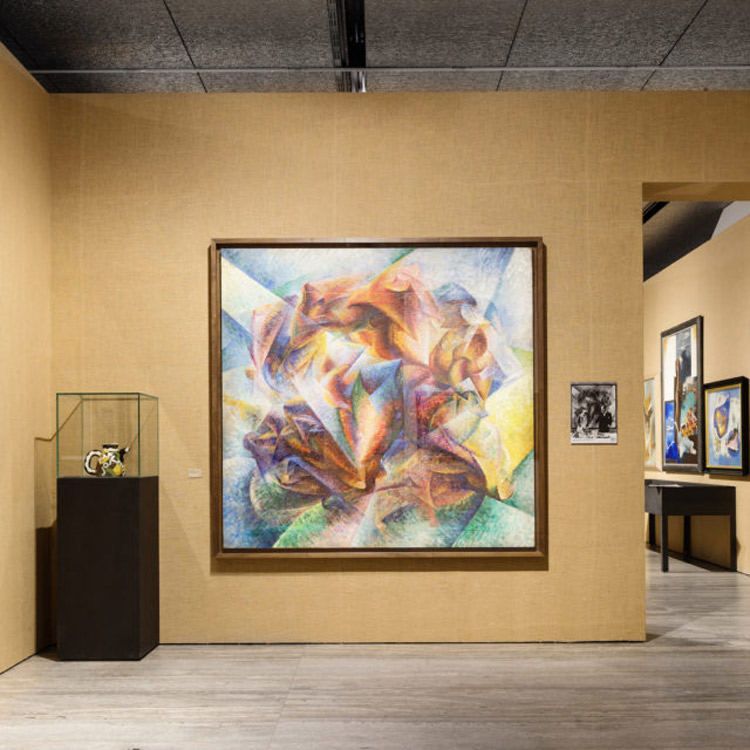 Sala della mostra Post Zang Tumb Tuuum alla Fondazione Prada di Milano. Ph. Credit Delfino Sisto Legnani e Marco Cappelletti
