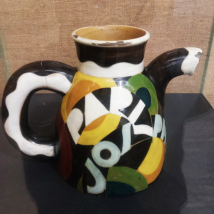 La brocca in ceramica di Tullio d'Albisola
