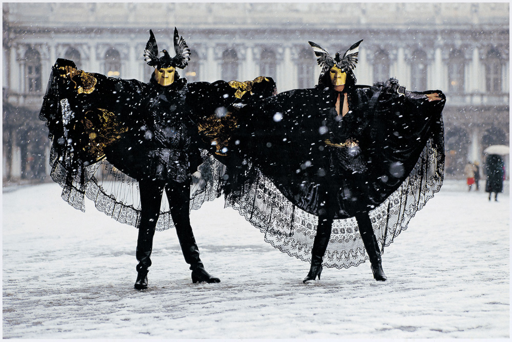 Fulvio Roiter, Carnevale a Venezia, 1988 © Fondazione Fulvio Roiter
