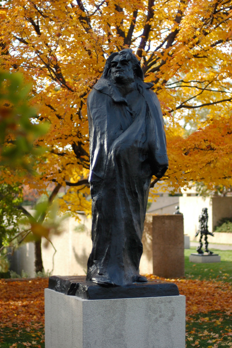 Auguste Rodin, Monumento a Honoré Balzac (1898, fusione del 1935; bronzo, 270 x 120,5 x 128 cm; Parigi, Musée Rodin - giardini)