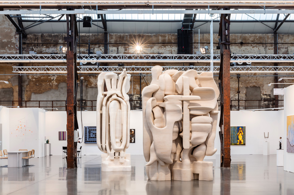 Art Düsseldorf 2018, Tony Cragg, Areal Böhler, Düsseldorf. Ph. Credit Sebastian Drüen
 Art Düsseldorf 2018, Tony Cragg, Areal Böhler, Düsseldorf. Ph. Credit Sebastian Drüen