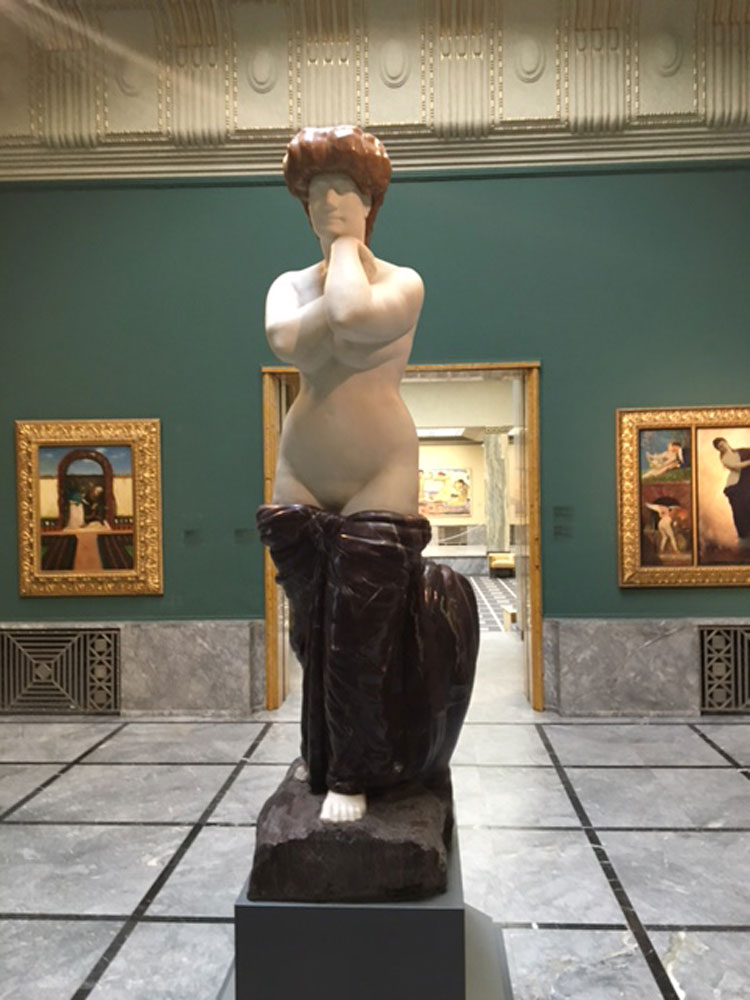 Carl Burckhardt, Venere (1908-1909; marmi di diverso tipo, altezza 191 cm; Zurigo, Kunsthaus)
