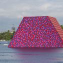 Christo, ecco The London Mastaba: svelata la nuova opera