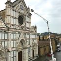 Santa Croce: controllo periodico per la facciata che venne costruita con un vero e proprio fundraising