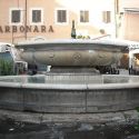  	Tifosi francesi assaltano e festeggiano nella fontana di Campo de' Fiori a Roma 