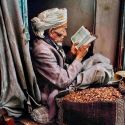 Prorogata la mostra Leggere di Steve McCurry a Roma