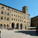 Volterra, per tre anni divieto d'apertura di nuovi bar e ristoranti nel centro storico