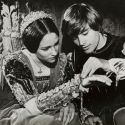 Romeo e Giulietta di Zeffirelli compie cinquant'anni: una mostra a Pienza celebra il film