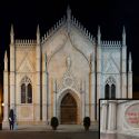 Trento, imbrattata la facciata neogotica della chiesa di San Pietro