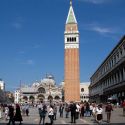 Venezia, piazza San Marco torna a ospitare concerti dopo sette anni. E lo farà con Zucchero