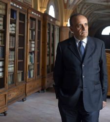 Bonisoli, the minister who doesn't answer. Here's the interview you won't read