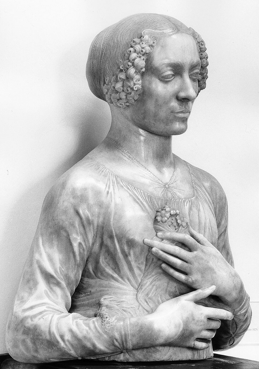 Verrocchio, Dama col mazzolino (1475-1478; marmo, altezza 61 cm; Firenze, Museo Nazionale del Bargello)
 Verrocchio, Dama col mazzolino (1475-1478; marmo, altezza 61 cm; Firenze, Museo Nazionale del Bargello)