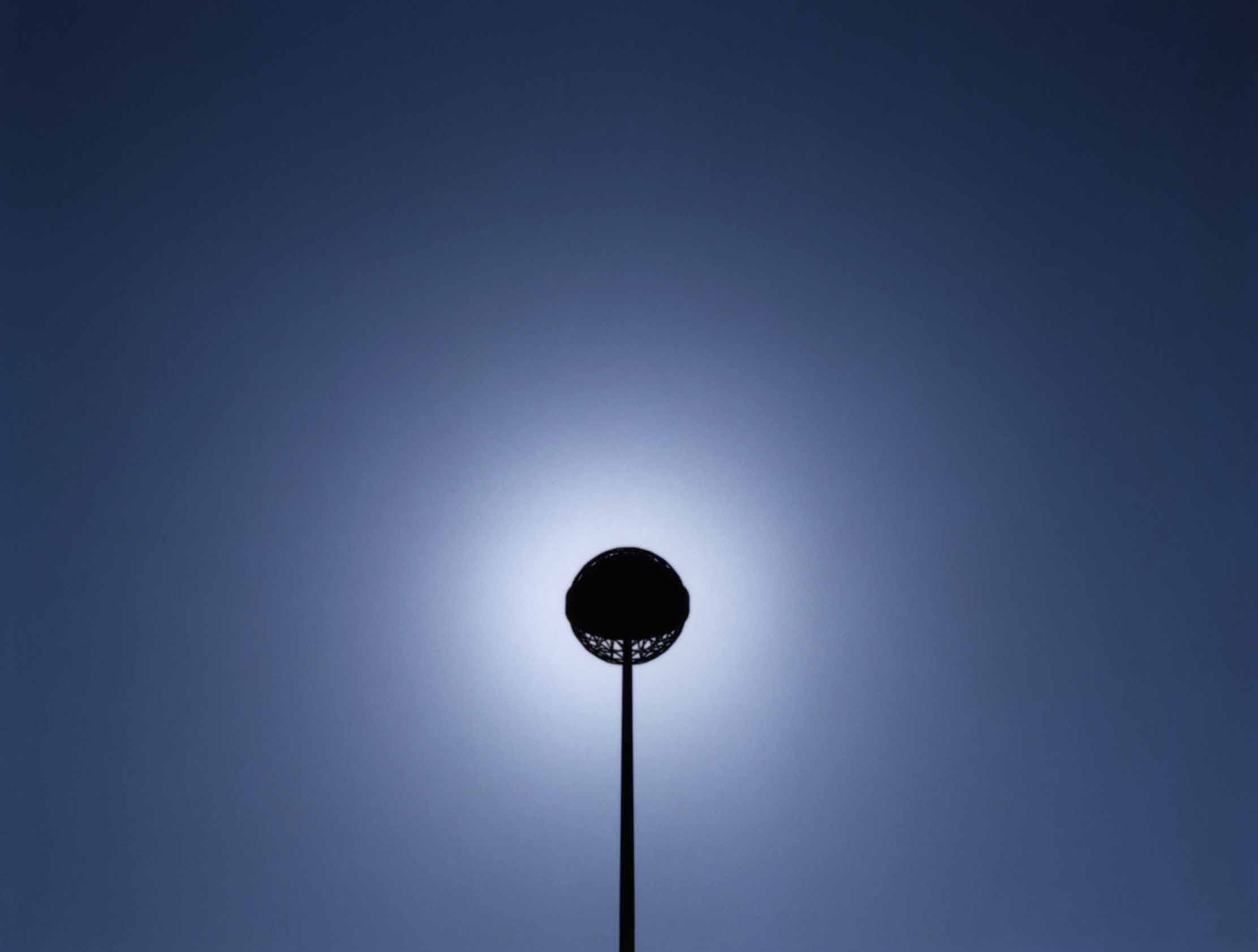 Davide Tranchina, Strada Stellare #4 (2016; stampa true giclée, dibond, cornice, 45 x 45 cm). Courtesy l’artista
