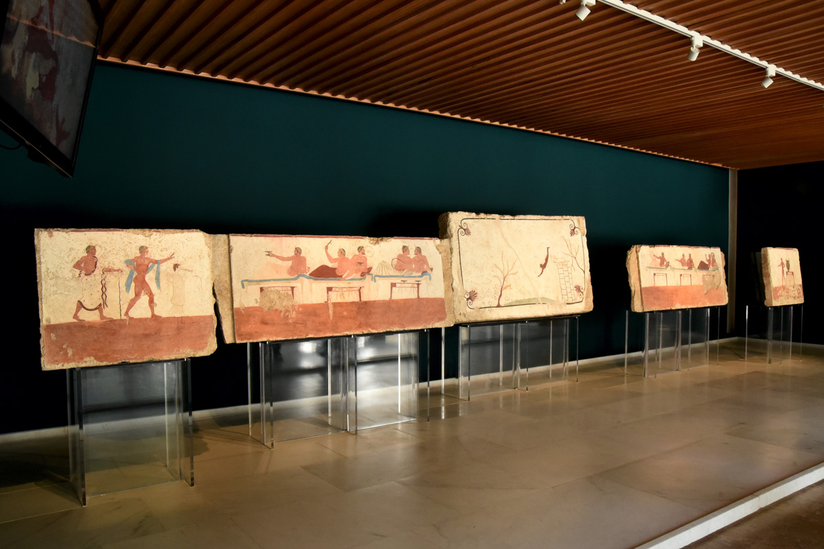 Museo Archeologico di Paestum, la sala Mario Napoli Museo Archeologico di Paestum, la sala Mario Napoli
