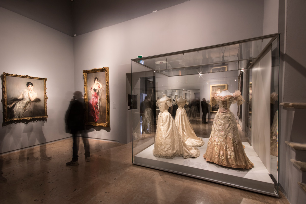 Sala della mostra Boldini e la moda