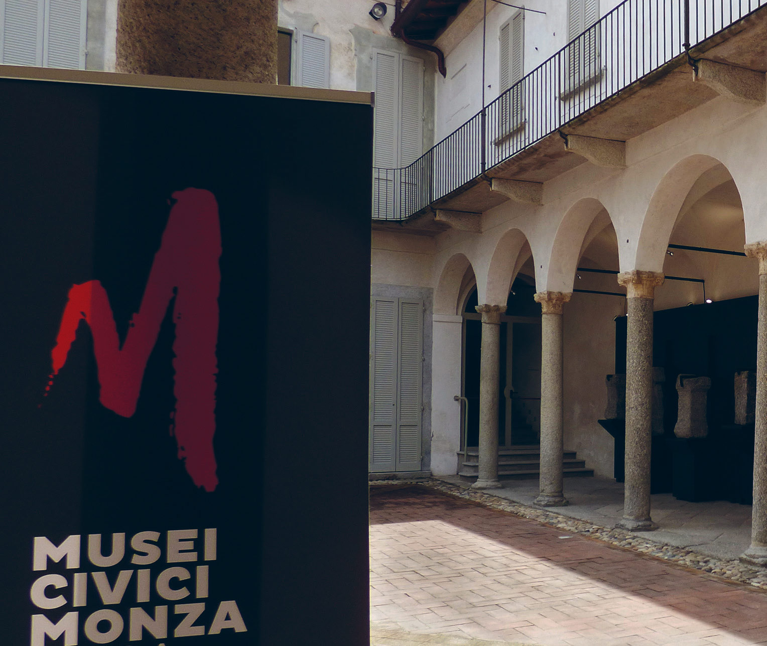 Der Innenhof des Casa degli Umiliati