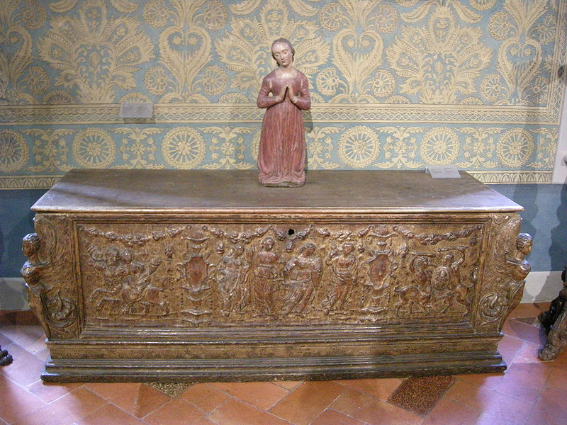 Cassone fiorentino del XV secolo della bottega del Pollaiolo. Ph. Credit Francesco Bini
