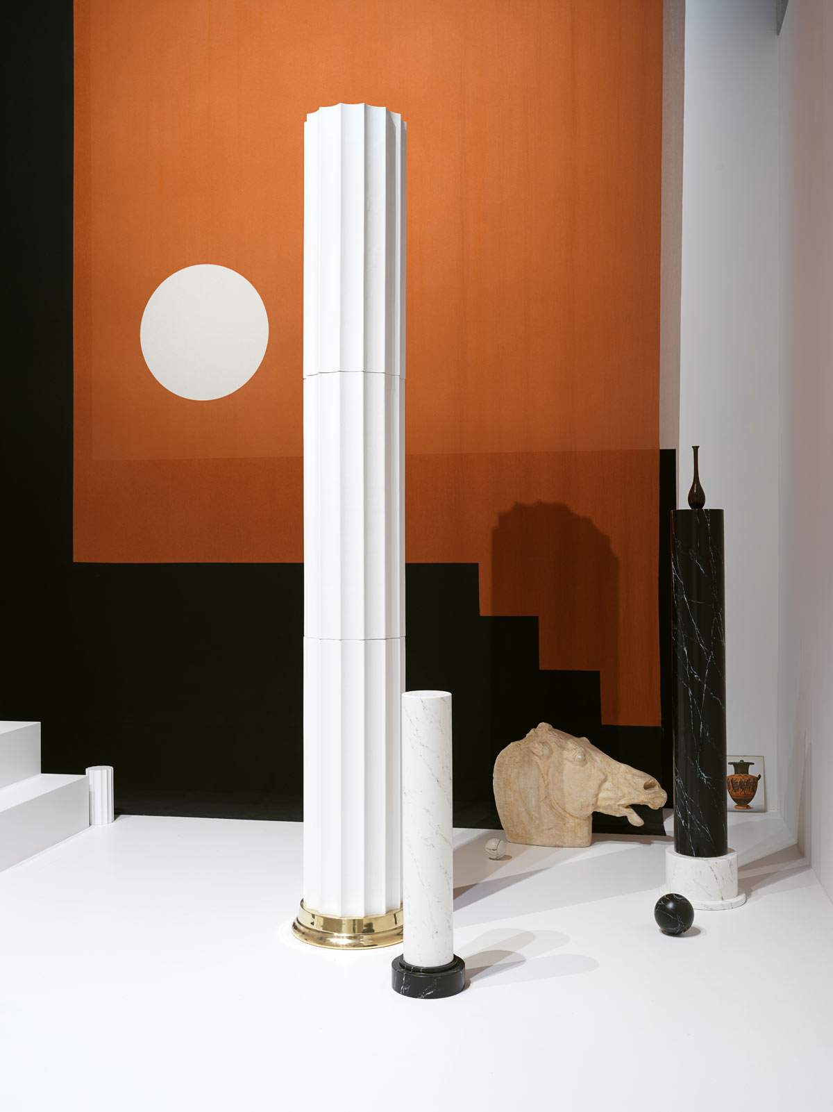 Haris Epaminonda, Vol. XXVII (2019; tecnica mista). Ph. Credit Nick Ash
