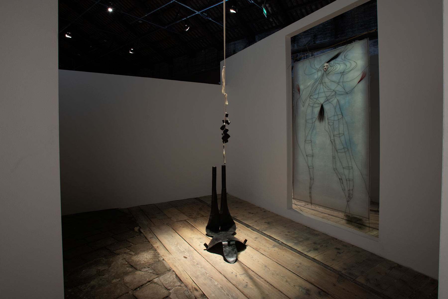 Immagine dalla mostra Né altra né questa. La sfida al labirinto. Ph. Credit Italo Rondinella Immagine dalla mostra Né altra né questa. La sfida al labirinto. Ph. Credit Italo Rondinella