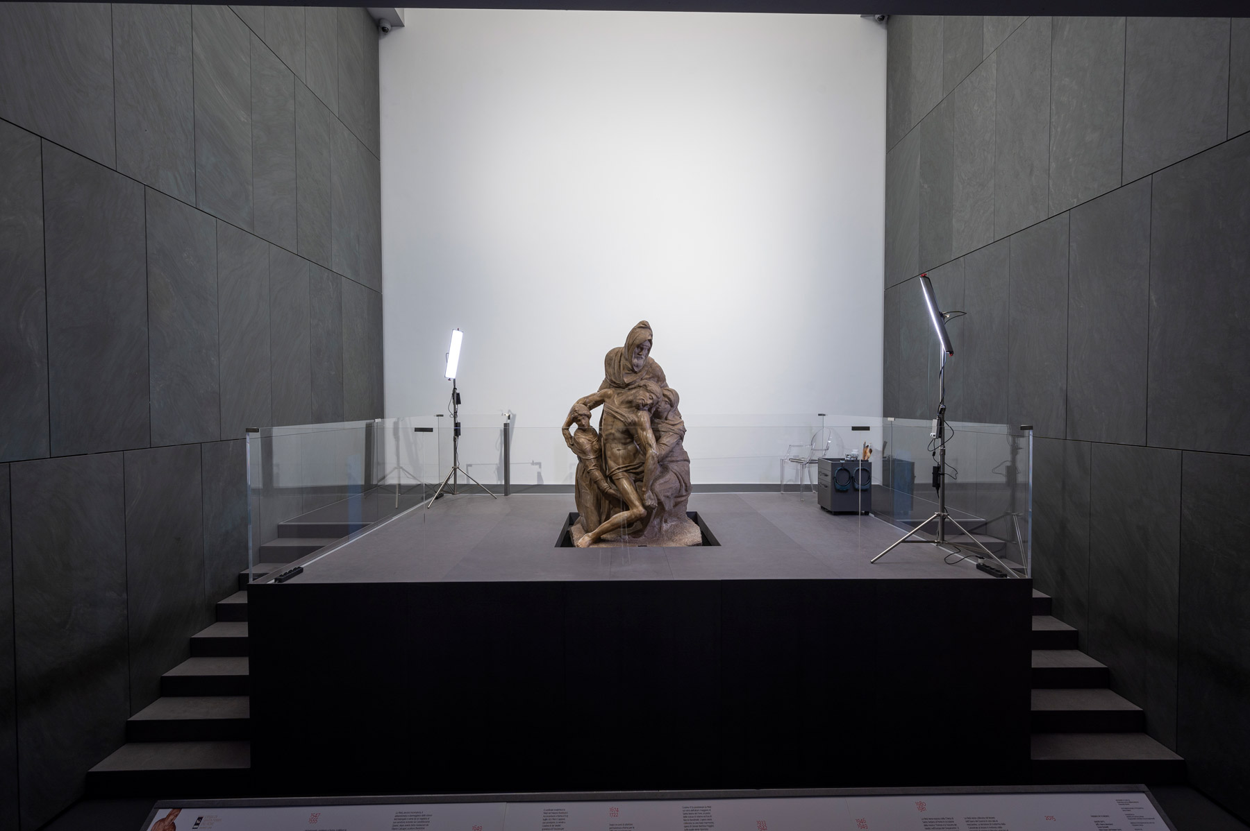 Il cantiere di restauro della Pietà Bandini. Ph. Claudio Giovannini Il cantiere di restauro della Pietà Bandini. Ph. Claudio Giovannini
