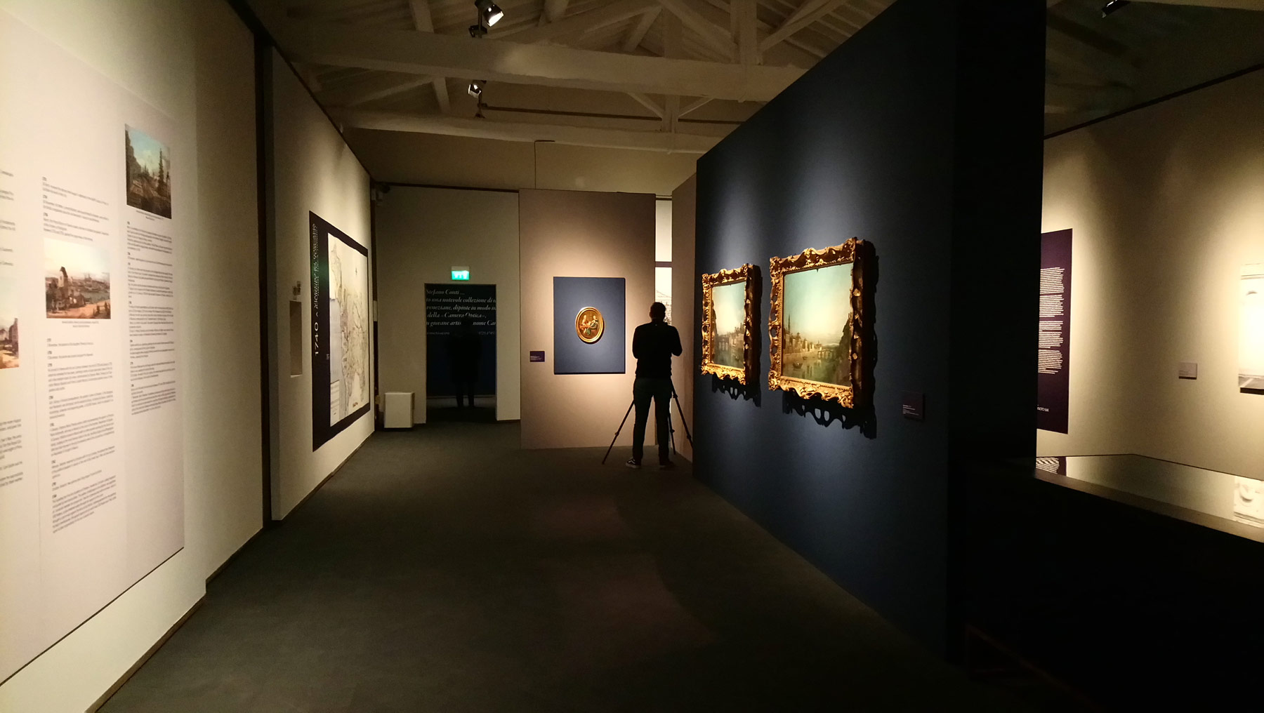 Sala della mostra Bernardo Bellotto 1740. Viaggio in Toscana
 Sala della mostra Bernardo Bellotto 1740. Viaggio in Toscana