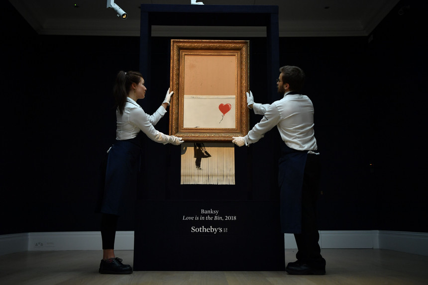 Love is in the bin di Banksy