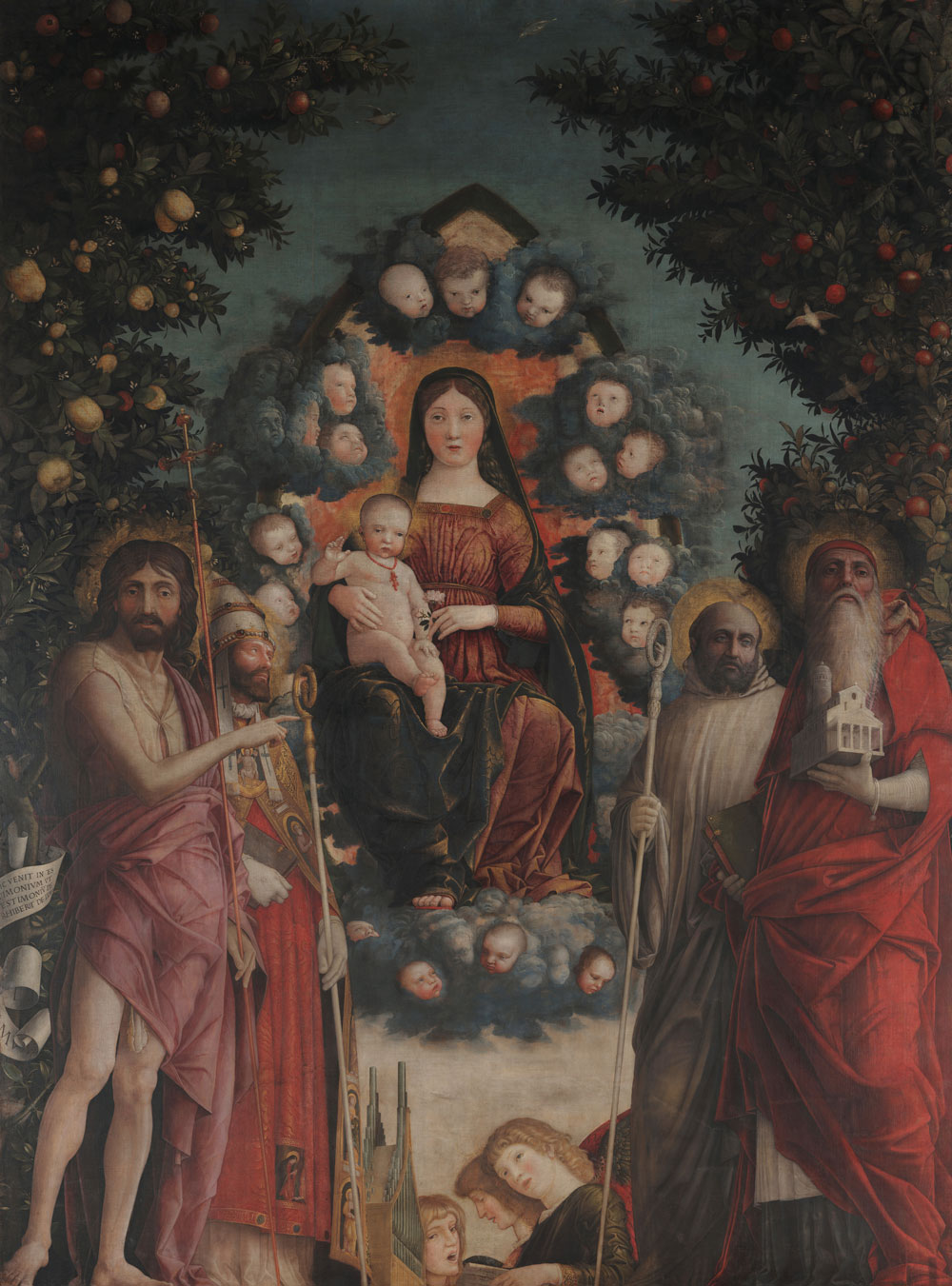 Andrea Mantegna, Pala Trivulzio (1497; tempera su tela, 287 x 214 cm; Milano, Pinacoteca del Castello Sforzesco)
