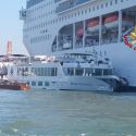 Incidente di Venezia, il ministro Bonisoli: “via le grandi navi dal centro di Venezia”