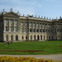 Milano, i giardini di Villa Reale vietati agli adulti. Arrivano le guardie per controllare gli accessi