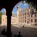 Bruges, dopo cinque anni riapre il “Palazzo delle Meraviglie”: il Museo Gruuthuse di nuovo visitabile
