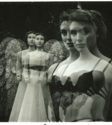 A Genova, il fotografo Maurizio Galimberti riflette sull'immagine della donna con la mostra “aMuse”