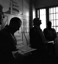 Esercizio della fede dei detenuti in carcere: al Museo Diocesano di Milano le fotografie di Margherita Lazzati