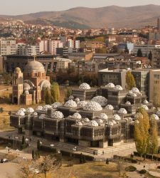 Si terrÃ  in Kosovo la quattordicesima Manifesta: a Pristina nel 2022 la grande biennale d'arte europea 