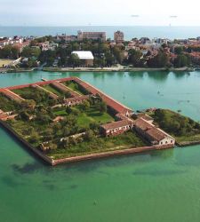 Venezia, l'isola del Lazzaretto Vecchio ospiterà il primo museo di Venezia e della Laguna: in arrivo 10 mln